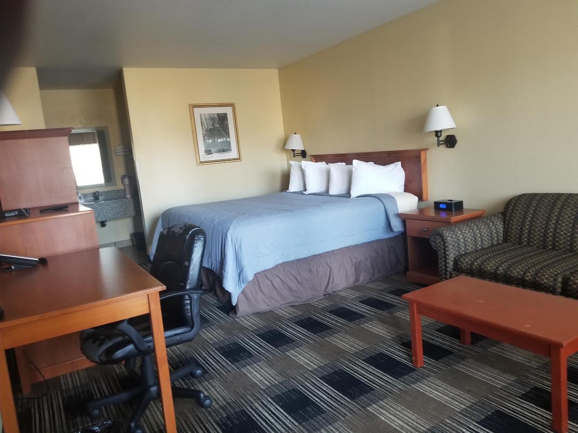 Oakridge Inn & Suites Экстерьер фото